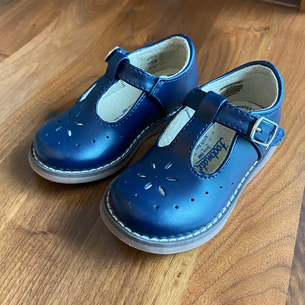 Footmates Sherry 2 Mary Jane in Navy, Size 5.5